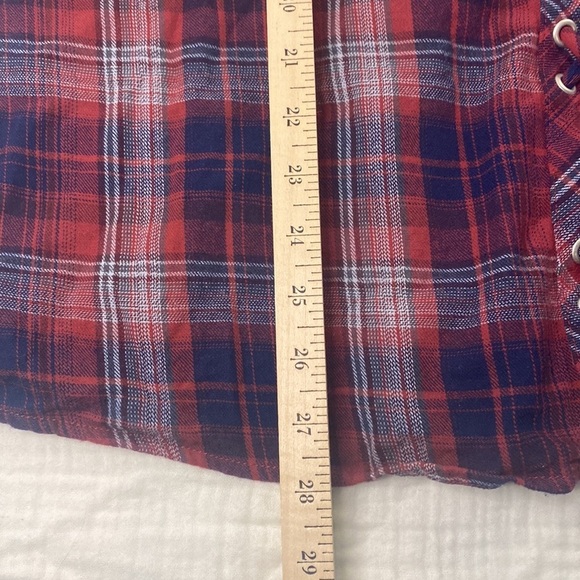 B Skies Are Blue Red and Blue Plaid 3/4 Sleeve Tie Front V Neck Shirt Size 2X - Picture 14 of 15